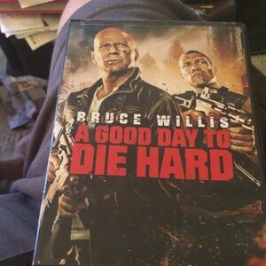 A Good Day to Die Hard DVD